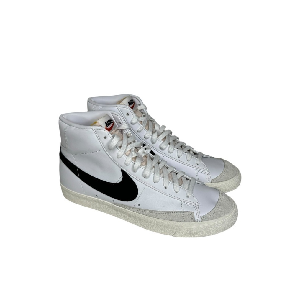 Nike Blazer Mid '77 Vintage Casual Shoe in White Black Men’s 12